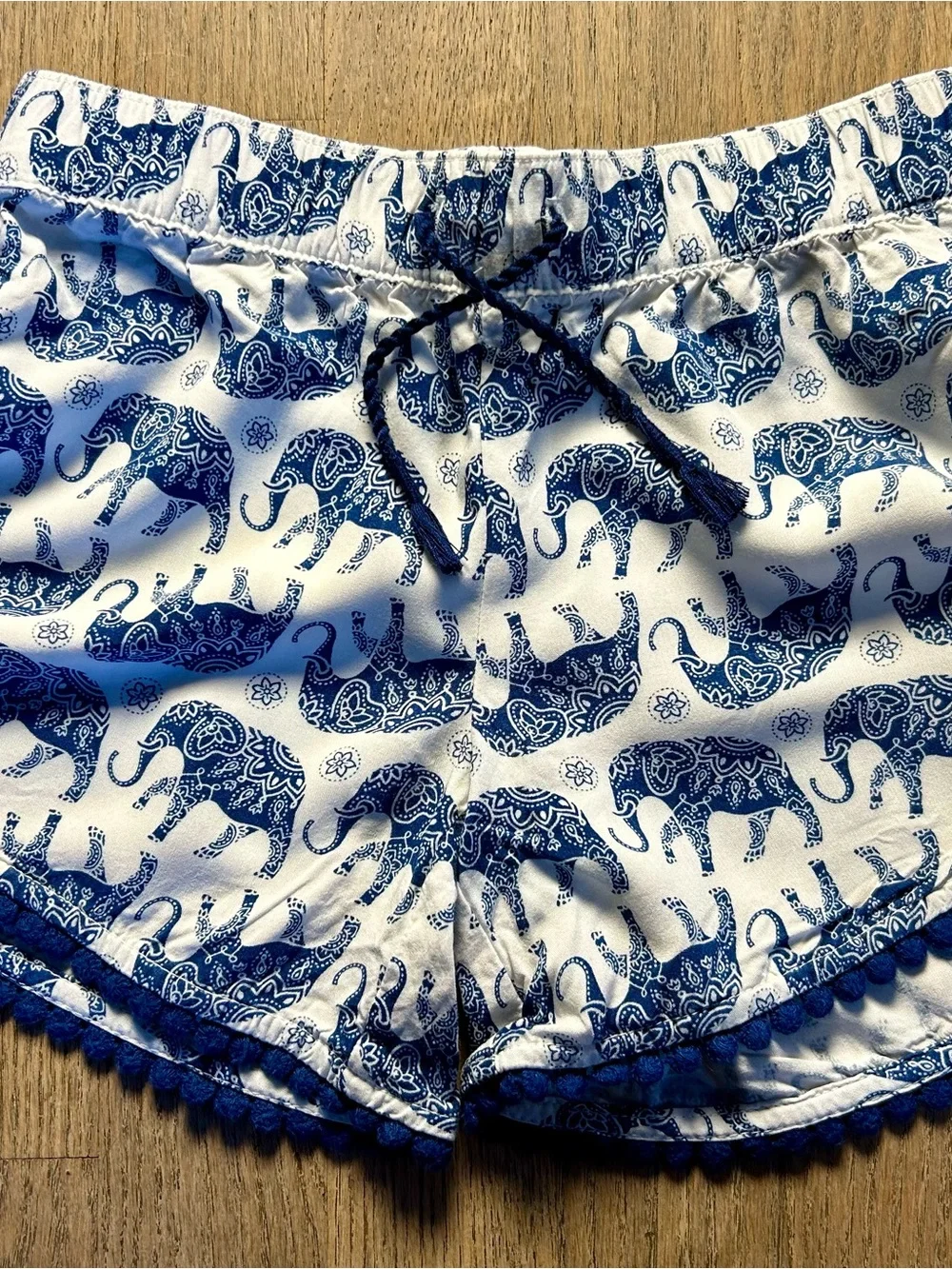 Gap Girls Size S Regular Elephant Print Shorts